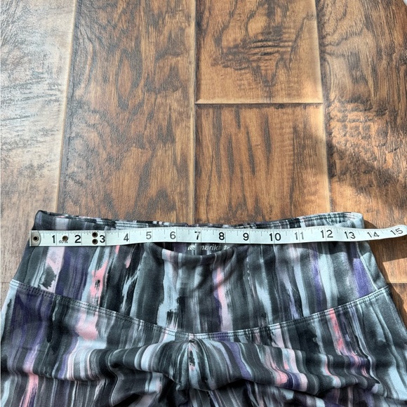 Marika Women's Leggings with Black, Gray, and Pink Streaks - Picture 5 of 6